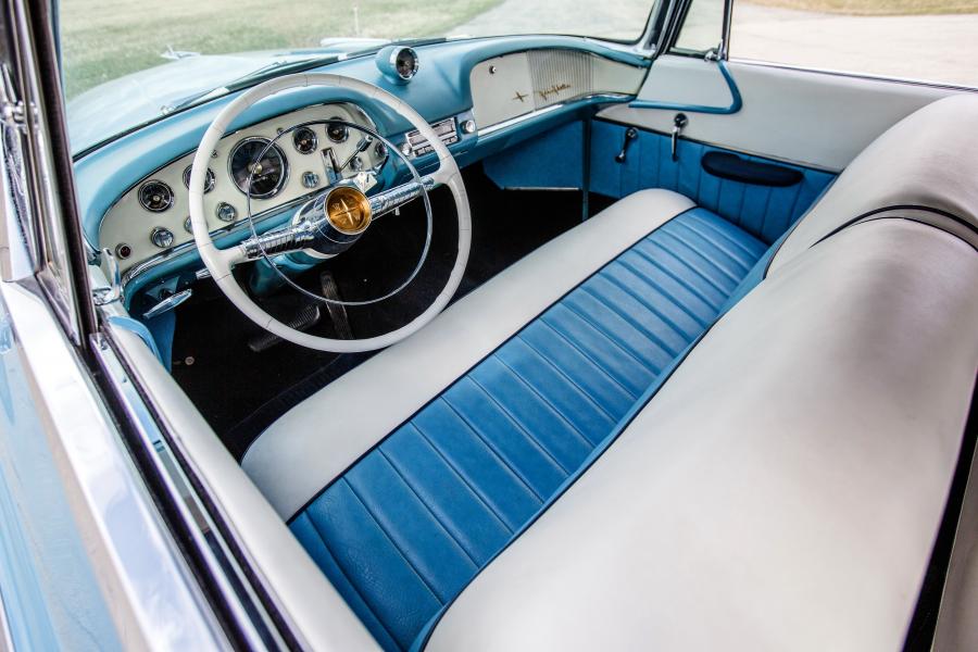 Интерьер DeSoto Fireflite Convertible Coupe (S21) 1955 года  (фото 4 из 25)